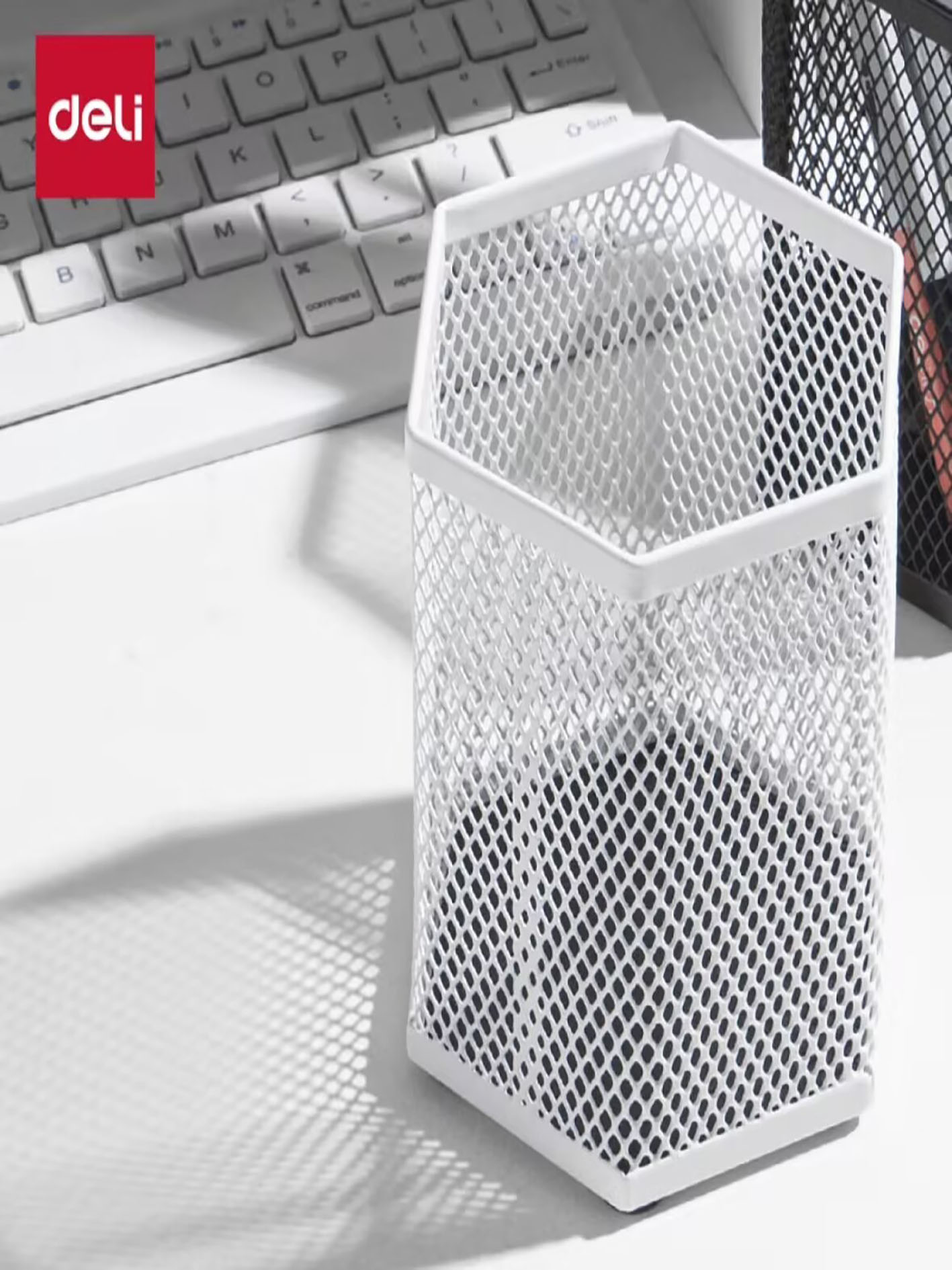 八边形金属笔筒高颜值马克笔收纳盒 白色