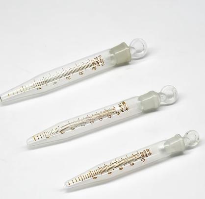 玻璃具塞尖底刻度离心管