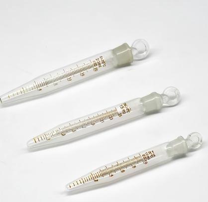 玻璃具塞尖底刻度离心管